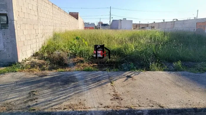 Terreno c/ área de 250,00m² no bairro Portal dos Eucaliptos em Pindamonhangaba