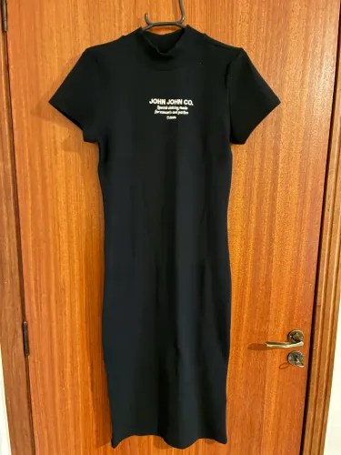 Vestido justo canelado John John 