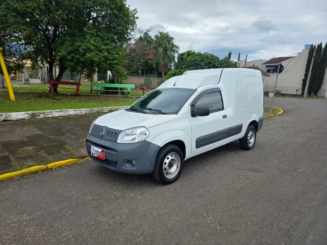 Fiat Fiorino Furgão Work. Hard 1.4 Flex 8V 2P 2020