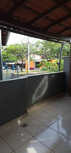 ALUGO CASA 1QTO NA AV. VILARINHO
