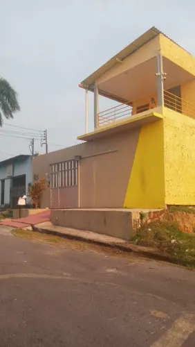 Vendo Prédio  residencial ou comercial 