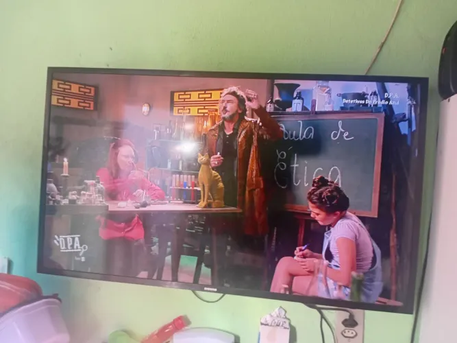 Tv Samsung 43 full HD T5300