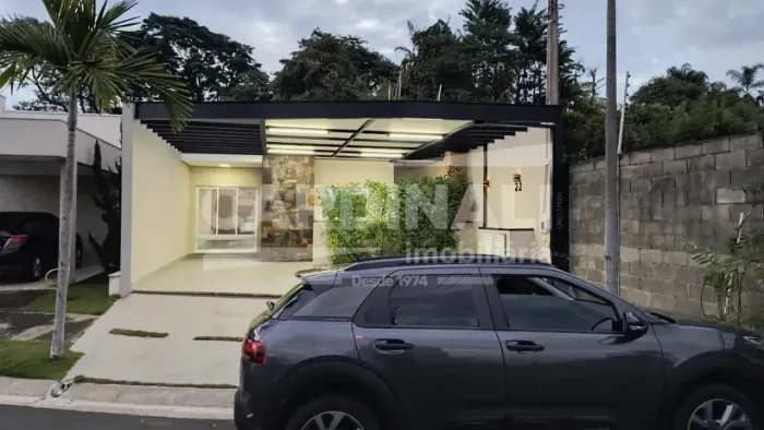 Casa à venda em condomínio fechado em Indaiatuba SP com 3 dormitórios sendo 1 suíte.
