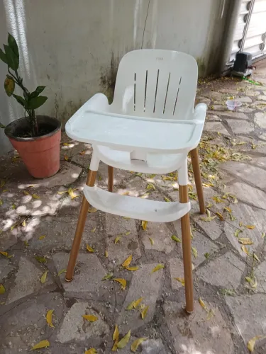 Cadeirinha de alimentação para bebê Burigotto