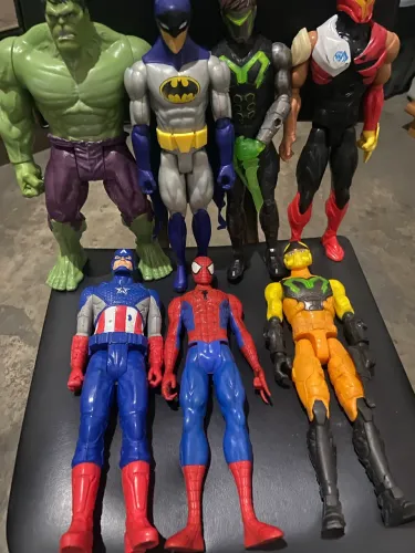 bonecos colecionáveis de 30cm