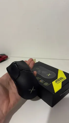 Delux M800 com defeito