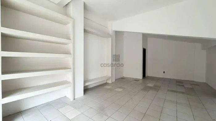 Loja comercial de 71,13 m² para aluguel no Centro de Pelotas