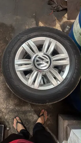 Aro 14 com pneus