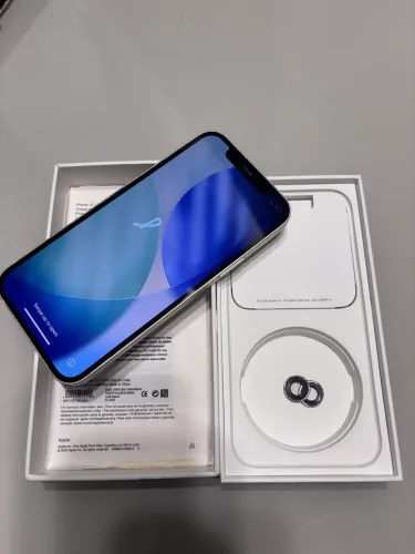iPhone 12 branco 128 gb, bom estado, só venda.