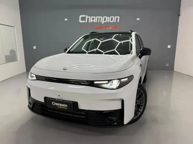 Leapmotor C10 REEV (Híbrido) 2026