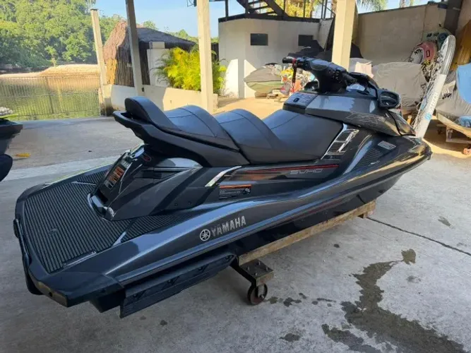 Jet Ski Yamaha FX Cruiser SVHO 
