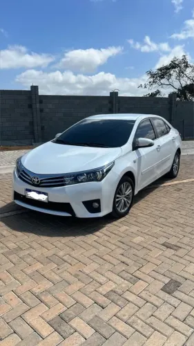 Toyota Corolla Altis 2.0 Flex 16V Aut. 2015
