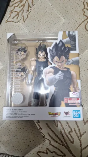 Sh figuarts vegeta super hero