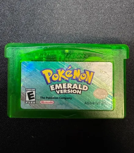 Pokémon Emerald - USA (Loose)
