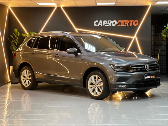 Volkswagen Tiguan Allspac Comf 250 TSI 1.4 Flex 2019