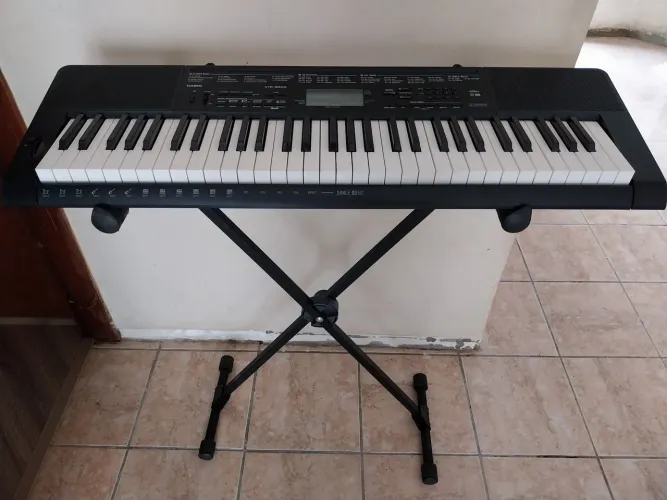 Vende-se Teclado Cassio CTK-3500