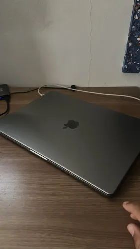 MacBook Pro M1 16?