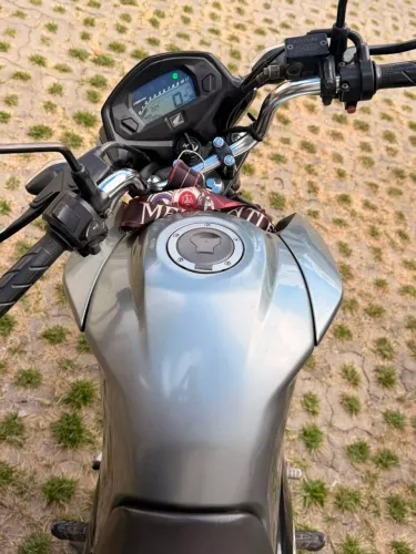 Honda CG160 muito nova. 