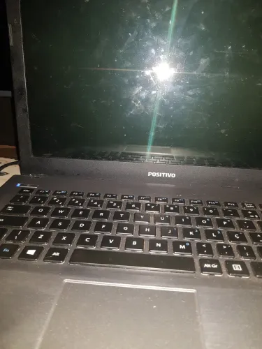 Notebook MUITO BOM PARA TRABALHOS (roda alguns jogos)