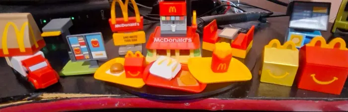Coleção Brinquedos Mcdonald's Miniatura