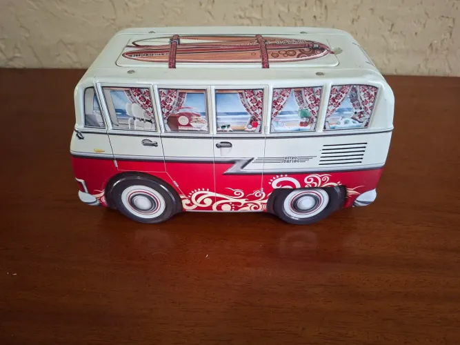 Linda lata biscoito Silver Crane estilo retrô " Go surfing"