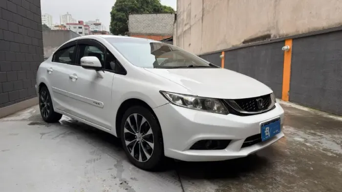 Honda Civic Sedan LXR 2.0 Flexone 16V Aut. 4P 2016