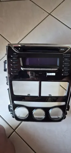 Central rádio multimídia yaris 2019 c/ moldura toyota (original) - nunca usado!