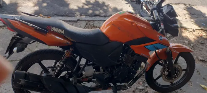 Fazer 150 2015