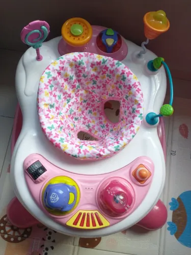 ? VENDO ANDADOR INFANTIL - LINDO E CONSERVADO!