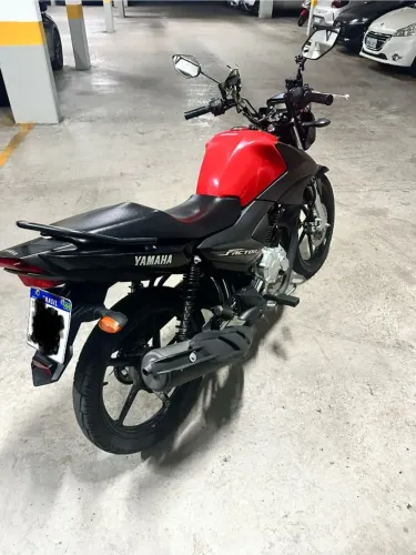 Moto Yamaha YBR125i Factor ED