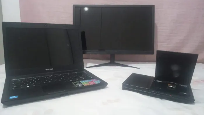 Vendo Monitor, Notebook e PS2
