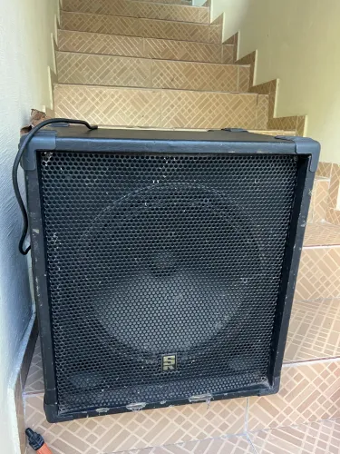 Vendo cubo de baixo staner 150 watts 