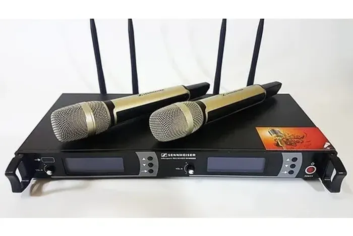 Microfone Sem Fio Skm9000 Top Musico Dj Sertanej Ñ Shure Akg