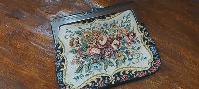 Bolsa gobelin antiga