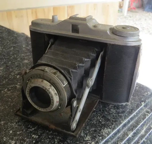Antiga câmera fotográfica (agfa)