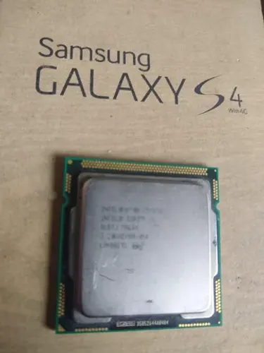 Processador Intel Core I5-2400 4 Núcleos E 3.2ghz   Frequência Com Gráfica Integrada.