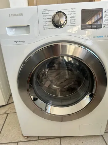 Lava e seca Samsung 10 kg impecável