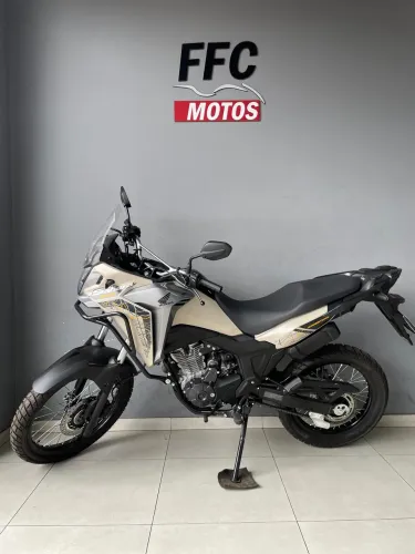 Shara 300 ABS ano 2025 zero Faço Financiamento 