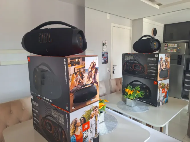 Caixa de Som JBL Boombox 3 WI-FI  e ALEXA  Nova