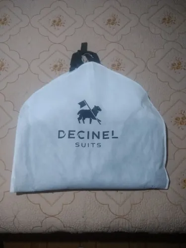 Terno Decinel Suits com Capa 