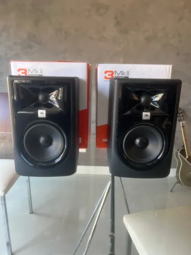 Monitor JBL 305 MK2 Par Usado