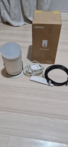 Samsung The Freestyle Projetor Smart Portátil
