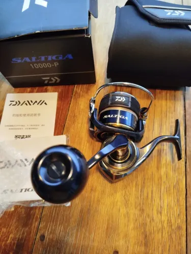 Vendo molinete Daiwa Saltiga 10000-P