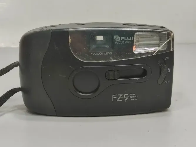 Câmera Máquina Fotográfica Fuji Focus Free 35m Analógica Q8b Preto (Usado)