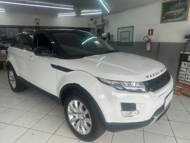 Land Rover Range Rover Evoque Pure Tech 2.0 Aut. 5P 2015