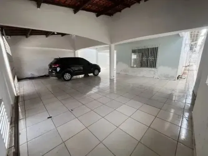 CASA A VENDA NO IGAPO / FN 11