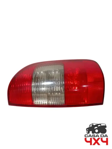 Lanterna Traseira Fume Direita Blazer 2001 2004 2005 2006 Direito/passageiro Vermelho