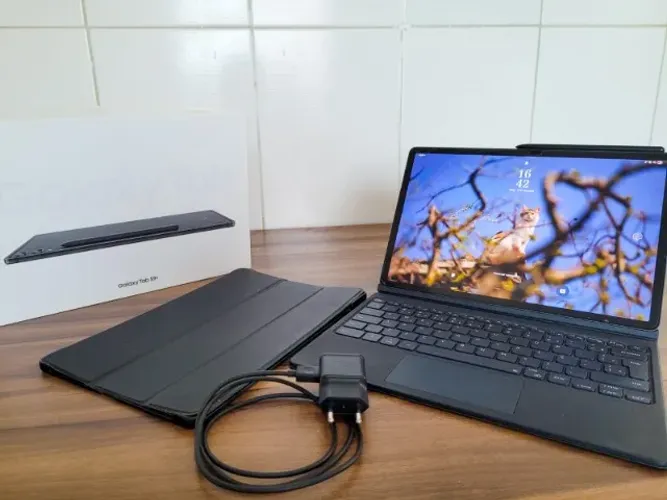 Tablet Samsung Galaxy Tab S9+, 512GB, 12GB RAM, Tela Imersiva de 12.4" Grafite