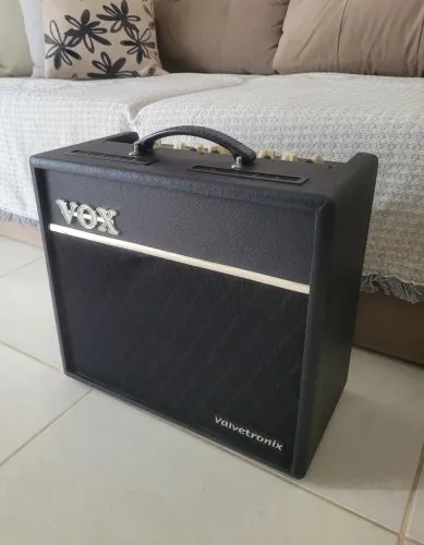 Cubo vox valvetronix vt40+