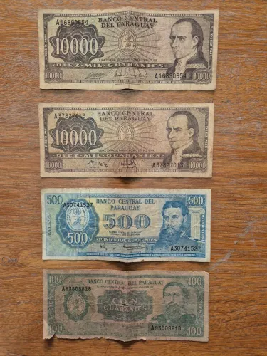 Papel Moeda antigas do Paraguai